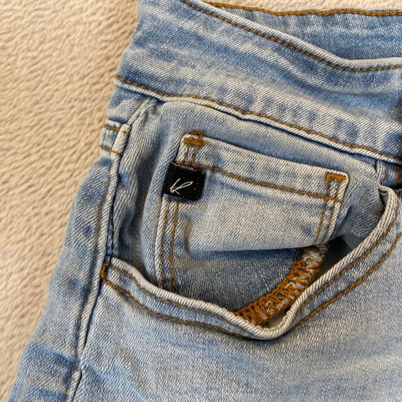 KanCan Women's Jeans Short Shorts Size 3/25 Blue Denim Cuffed Casual Summer Y2K - Picture 8 of 12